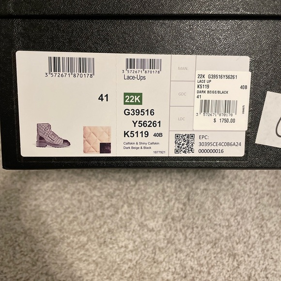 Chanel Boots. - Picture 2 of 3